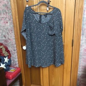 Torrid size 5 blouse